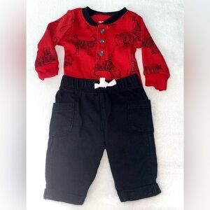 Carter’s Baby boy Newborn Long Sleeve Onesie & Pants